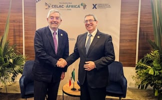 Canciller De la Fuente sostiene encuentro con sus homólogos de cuatro países; reitera ayuda humanitaria a Cuba