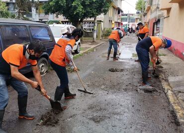 Iztapalapa concluye retiro de agua en las 300 viviendas inundadas por fuertes lluvias