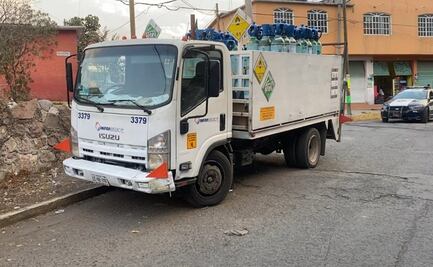 Asaltan camión con tanques de oxígeno y roban cinco unidades en Ecatepec