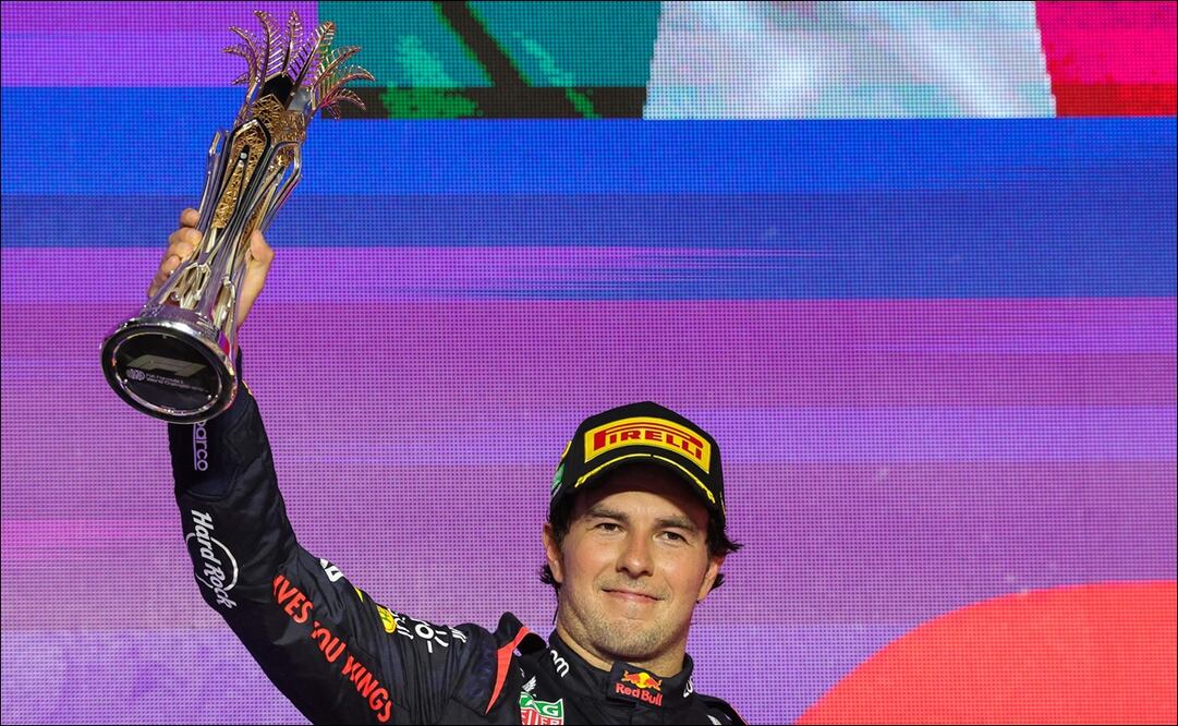 Checo Pérez llegó a 37 podios en su carrera dentro de la Fórmula 1 - Foto: AFP