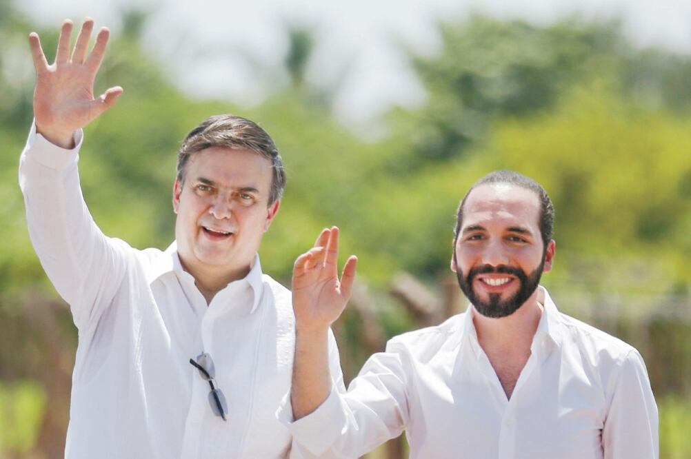 El canciller Marcelo Ebrard y el presidente salvadoreño, Nayib Bukele, pusieron en marcha un programa que busca generar 20 mil empleos. Foto/REUTERS