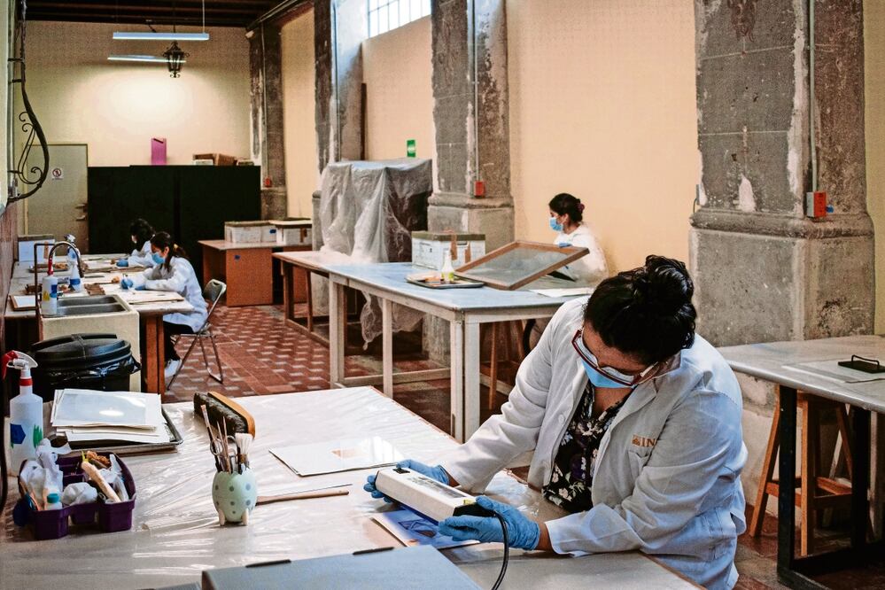 Desde 2018, la Secretaría de Cultura federal, a través del INBAL, tiene a su cargo el inventario, estabilización, catalogación y digitalización de los papeles del Premio Nobel de Literatura. Foto: Archivo EL UNIVERSAL