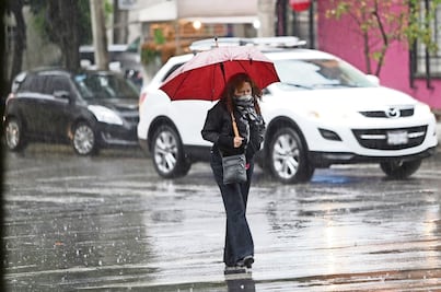 Depresión tropical Nadine provocará intensas lluvias y vientos fuertes en el sureste de México