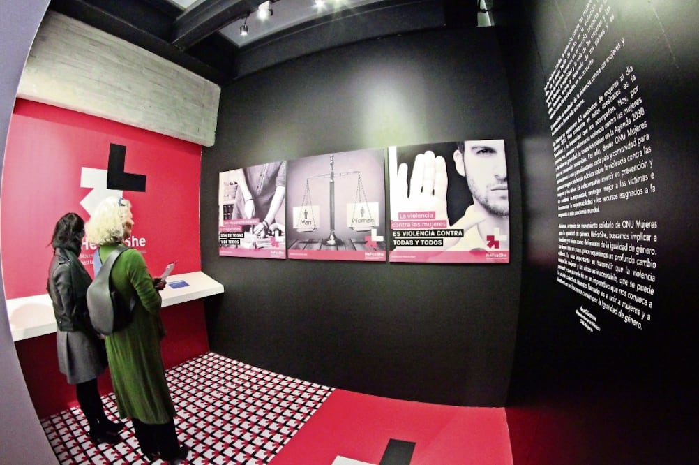 Esta exposición es un homenaje para las víctimas de este problema social generado por distintos tipos de pensamiento. (CORTESÍA)