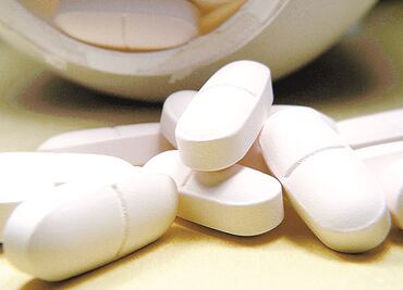 Científicos usan luz para acabar con las bacterias resistentes a antibióticos