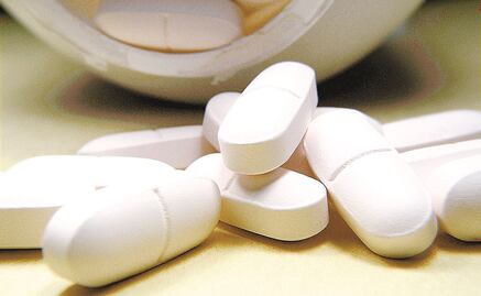 Científicos usan luz para acabar con las bacterias resistentes a antibióticos