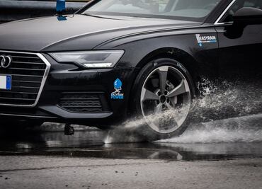 Aquaplaning, qué es y cómo evitarlo cuando llueve