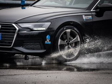 Aquaplaning, qué es y cómo evitarlo cuando llueve
