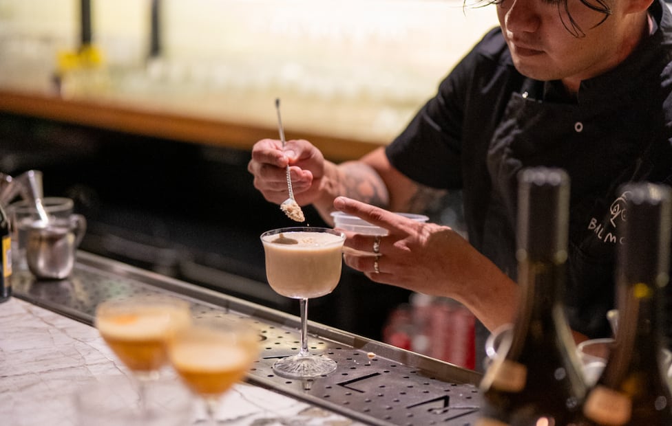 El Martini de Mazapán destaca como una opción de estilo postre entre los nuevos cocteles con brandy. Foto: cortesía de Torres.