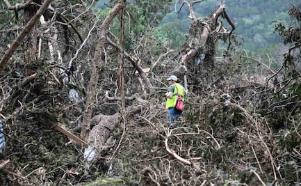 Sube a 80 muertos por inundaciones en Texas; van 3 días de búsqueda de niñas desaparecidas