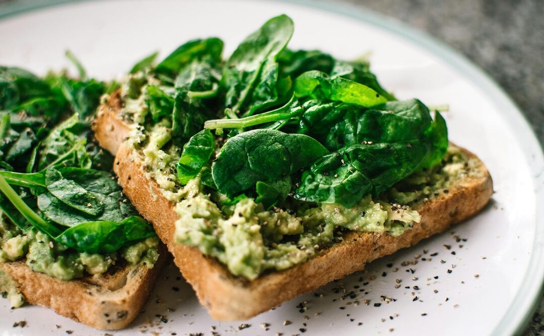 Por estas razones quizá no deberías comer espinaca. Foto: Pexels