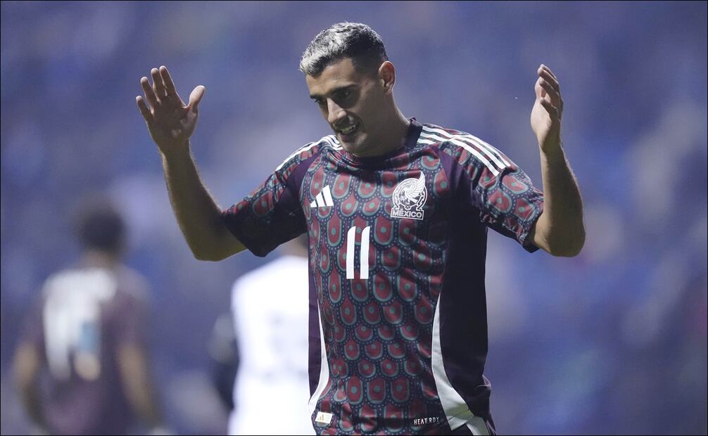 La Selección Mexicana sumó un nuevo ridículo luego de igualar con el Valencia como local - Foto: Imago7