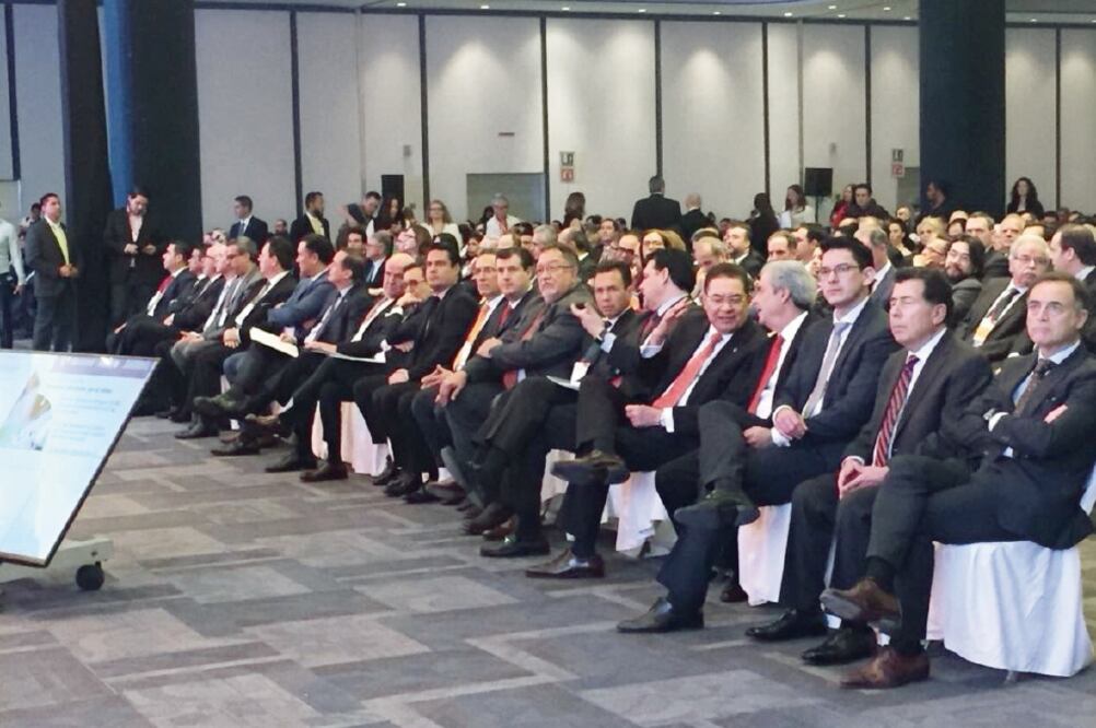 Los tres aspirantes presidenciales participaron en la inauguración de la Expo ANTAD y Alimentaria 2018, realizada en Guadalajara, Jalisco. (TOMADA DE TWITTER)