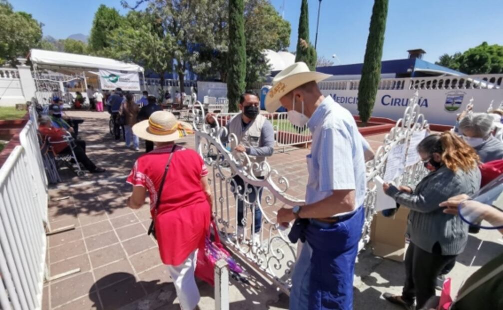 Suman 4 sedes sin dosis de vacunas Covid-19 en la capital de Oaxaca