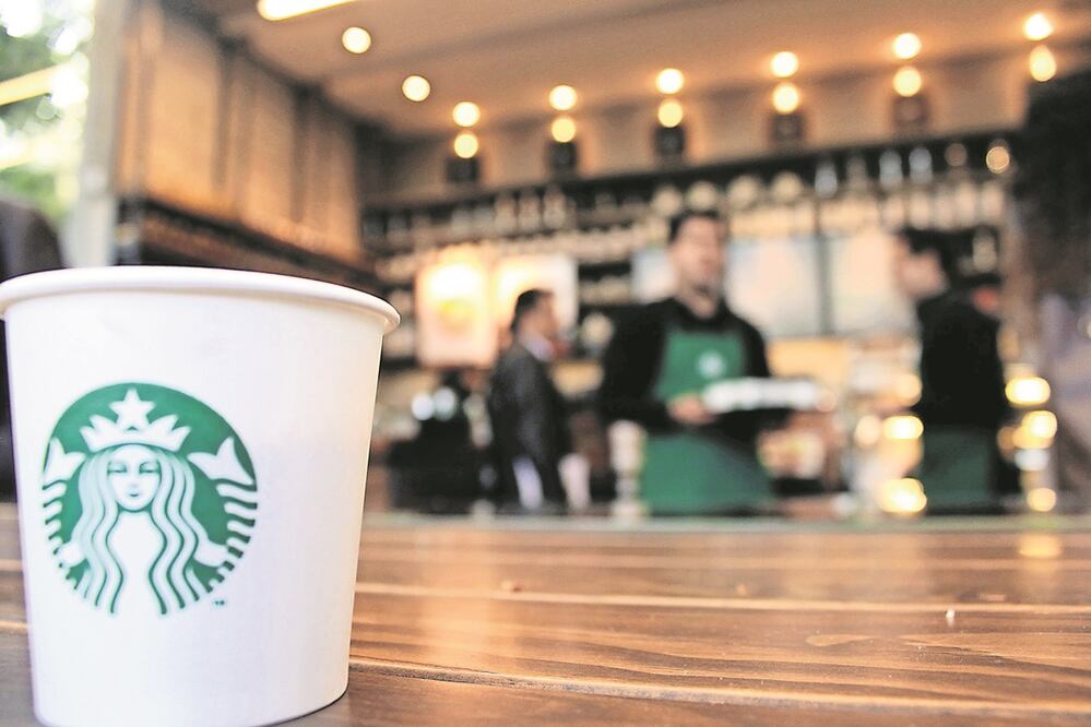 Perspectiva. Alsea es operador líder de comida rápida en América Latina y España, con marcas como Starbucks. Foto: ARCHIVO EL UNIVERSAL