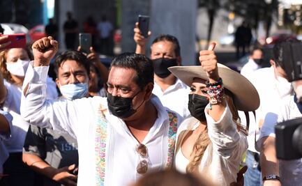 Evelyn Salgado emite su voto en Acapulco