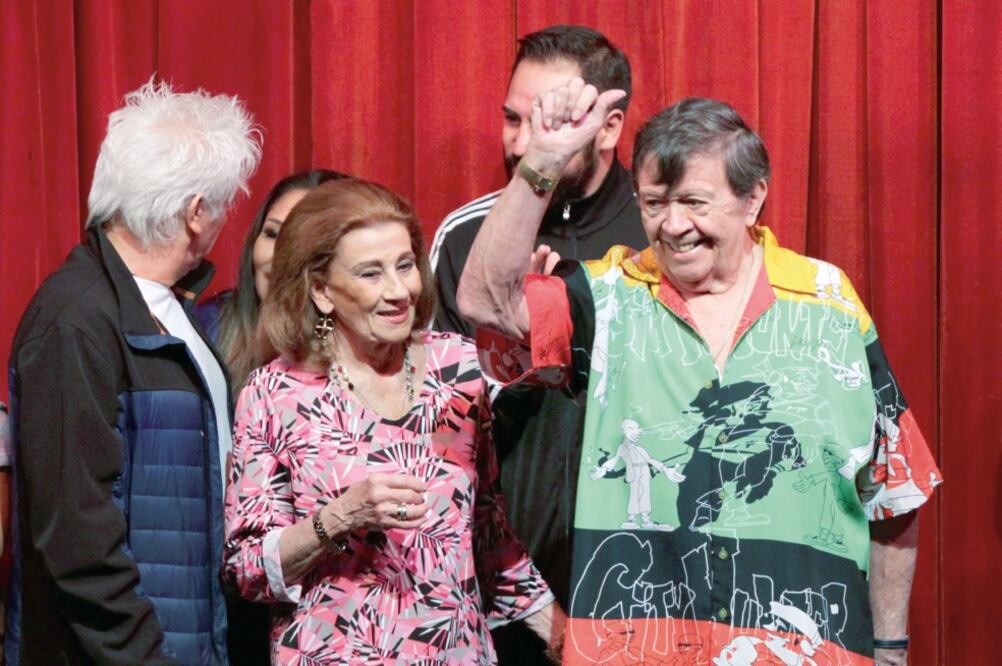 600 fans llenaron el Teatro Jorge Negrete para saludar a Chabelo (CARLOS MEJÍA. EL UNIVERSAL)