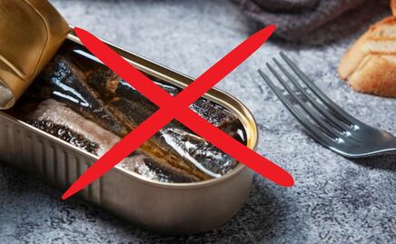 ¿Qué tipos de personas deben eliminar el consumo de pescados enlatados?