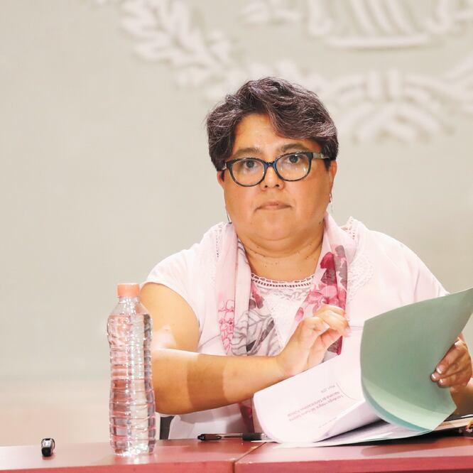 Sin comentarios. Raquel Buenrostro se negó a hablar sobre las declaraciones de Germán Martínez, extitular del IMSS. GERMÁN ESPINOSA. EL UNIVERSAL