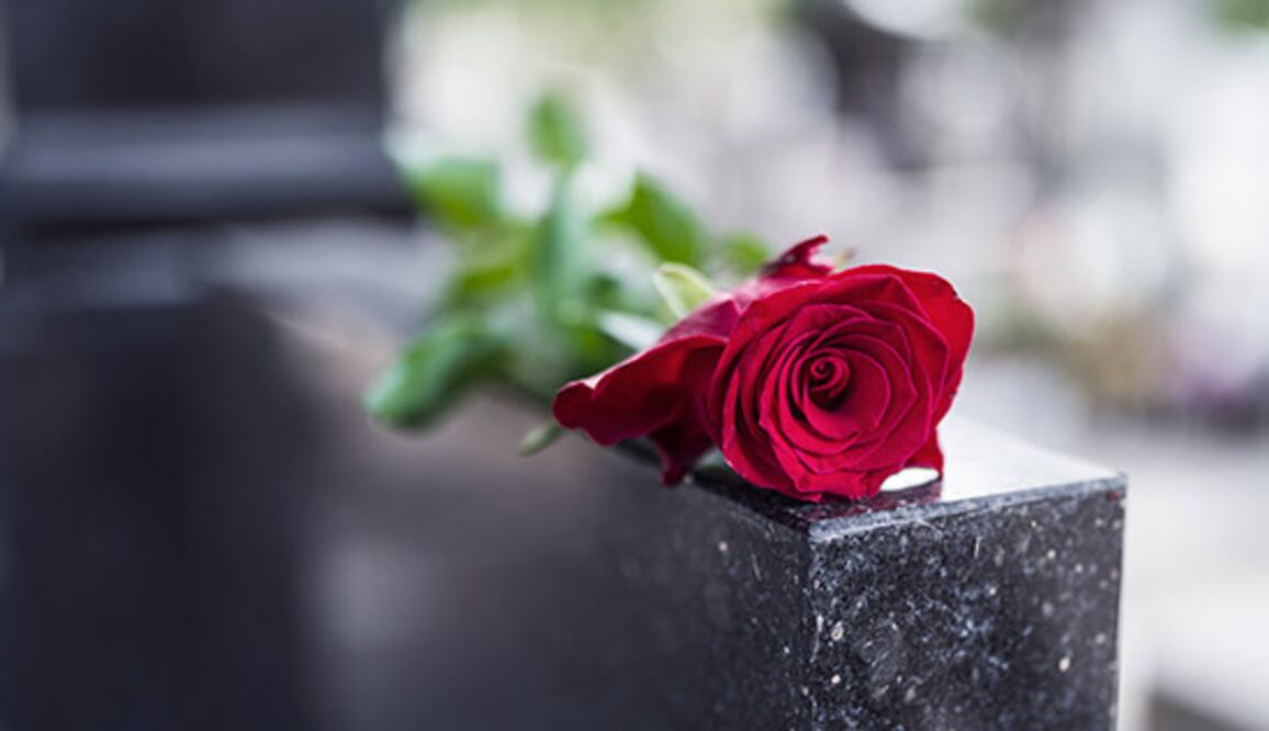 Epitafios de intelectuales famosos