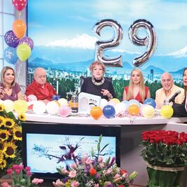 Maxine Woodside celebra sus 29