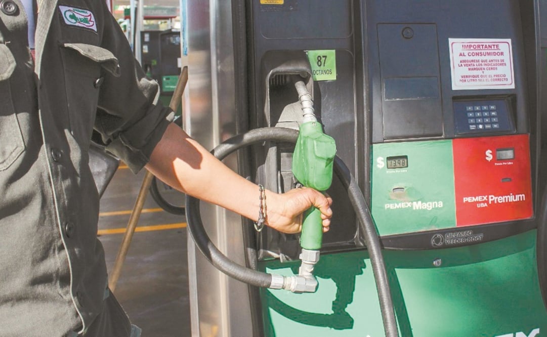 El nuevo gobierno determinó iniciar 2019 sin dar subsidios a los combustibles y, por primera ocasión, también se lo retiró al diésel. Foto: ARCHIVO EL UNIVERSAL