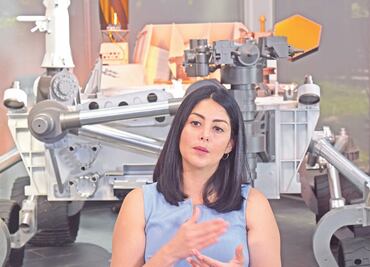 "Soy una latina chingona", dice Diana, que se enamoró de las estrellas y hoy lidera misión a Marte