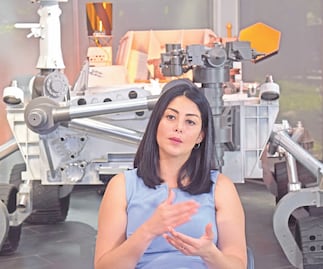 "Soy una latina chingona", dice Diana, que se enamoró de las estrellas y hoy lidera misión a Marte
