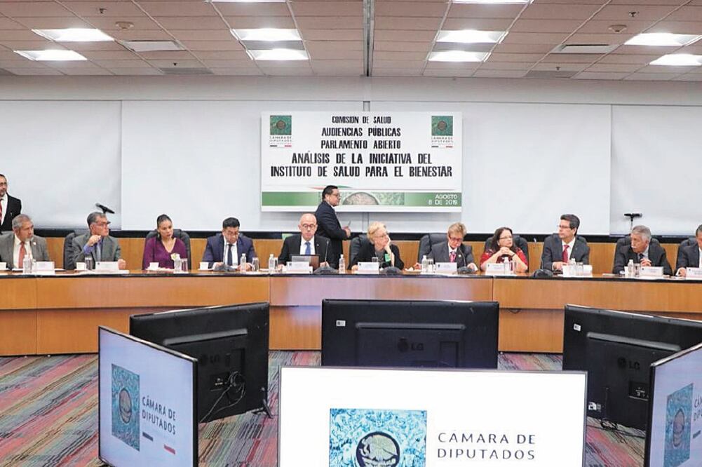En la Cámara Baja se llevó a cabo, por segundo día, el parlamento abierto para la creación del Instituto de Salud para el Bienestar. Foto/ESPECIAL