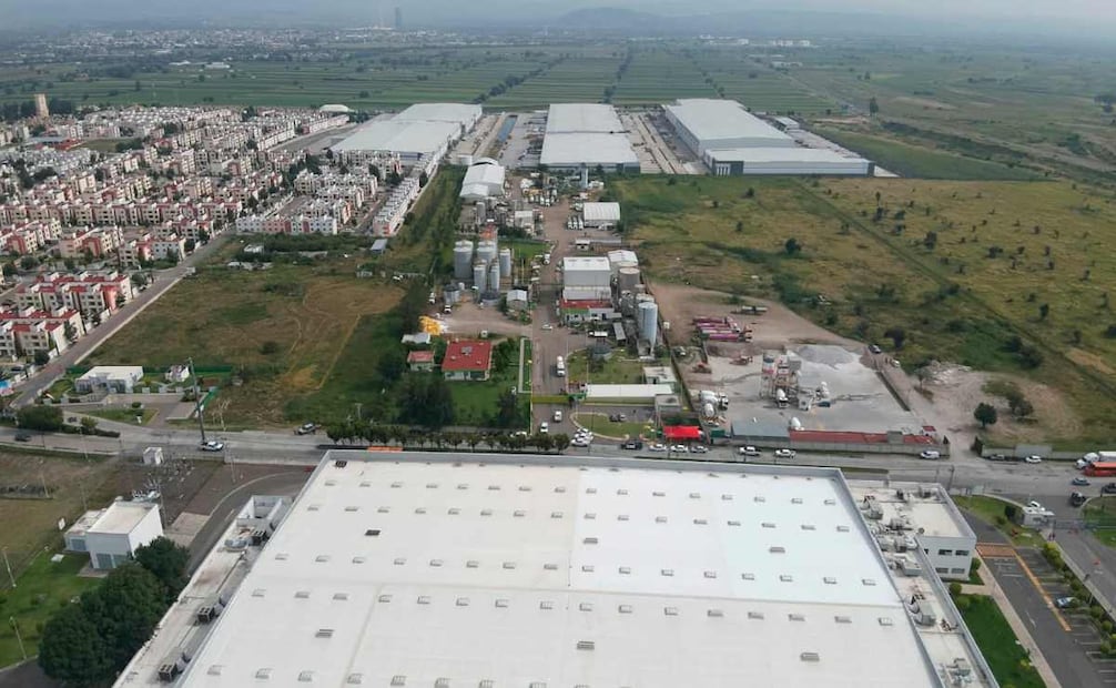 Aseguran 800 mil litros de hidrocarburo en Puebla (31/08/2026). Foto: Marina