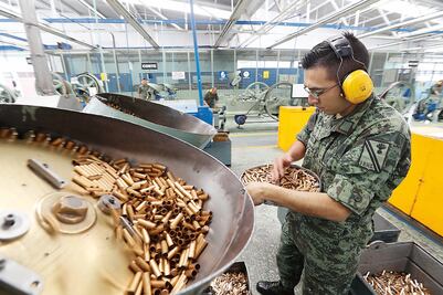 Industria militar. De hacer balas a construir aviones