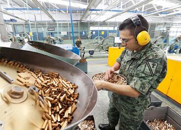 Industria militar. De hacer balas a construir aviones
