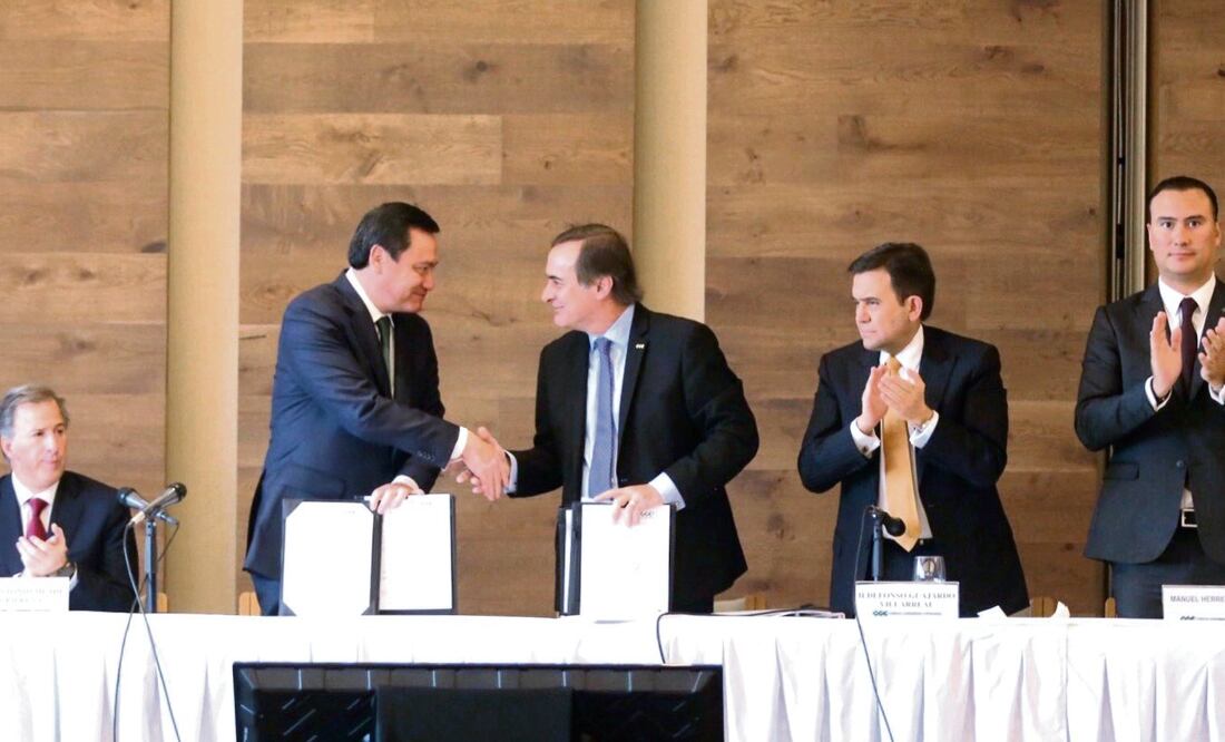 Autoridades gubernamentales y representantes del sector empresarial reconocieron que van a trabajar en unidad para dialogar de manera racional sobre la modernización del TLCAN. (FOTO: CORTESÍA SE)