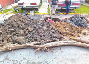 Se abren 2 socavones en Ixtapaluca por aguaceros