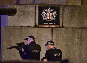 Apuñalan a dos personas en restaurante de Londres: CNN