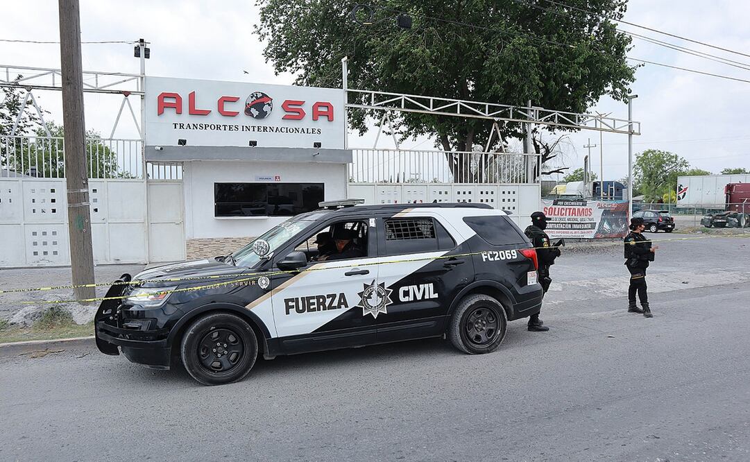Fuerza Civil acordona empresa de autopartes Alcosa donde se vio por última vez a Debanhi. Foto: Emilio Vásquez / EL UNIVERSAL