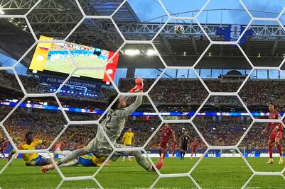 Alejandro Domínguez, presidente de CONMEBOL, garantiza que “un Mundial de 62 países va a ser aún mejor” 
