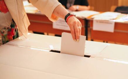 Cierran centros de votación de las elecciones presidenciales en Uruguay; candidatos esperan por resultados