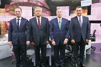 Candidatos ofrecen más conectividad a internet