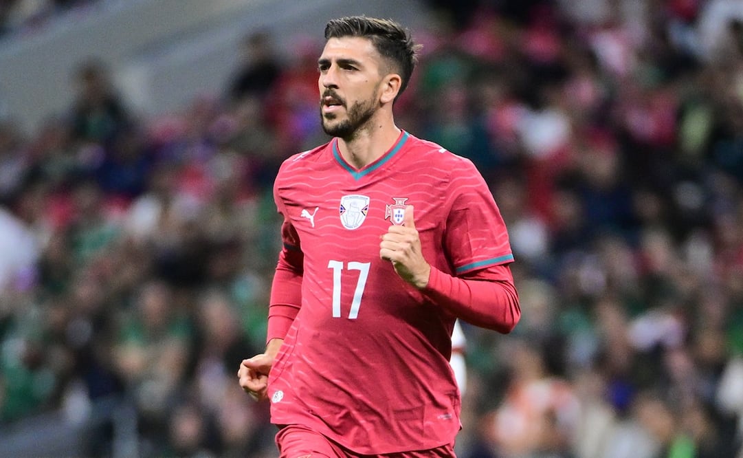 Paulinho con la selección de Portugal, durante el partido amistoso de México contra Portugal - Foto: Imago7
