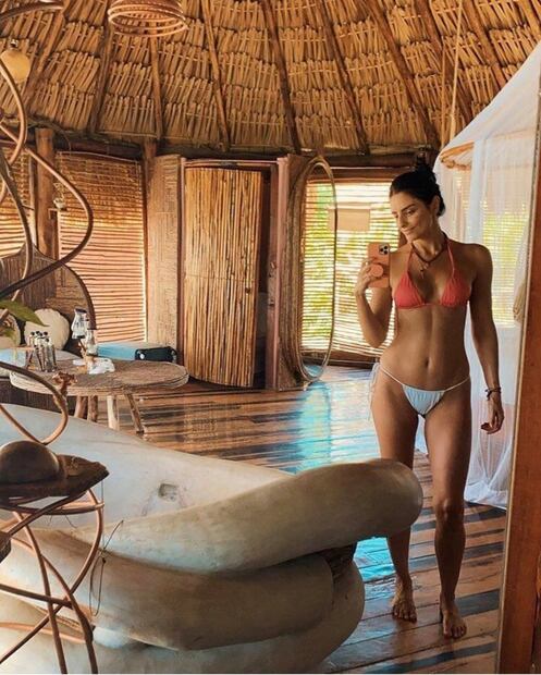Aislinn Derbez festeja su cumpleaños más sexy que nunca