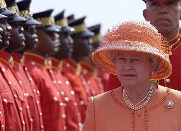 Tras independizarse Barbados, ¿qué países y territorios de América aún son reinados por Isabel II?