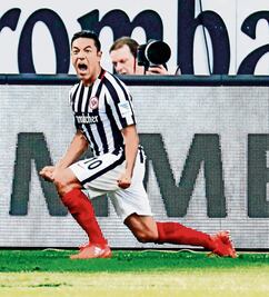 Eintracht Frankfurt rechaza postura del Fenerbahce por Fabián