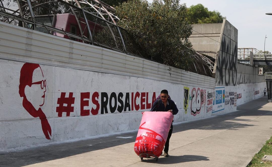 Aparecen bardas pintadas con la frase #EsRosaIcela, en Avenida Eduardo Molina de la Alcaldia Venustiano Carranza, cerca del Palacio Legislativo de San Lázaro. Foto: Carlos Mejía