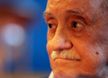 Cinco estrofas para recordar a Benedetti