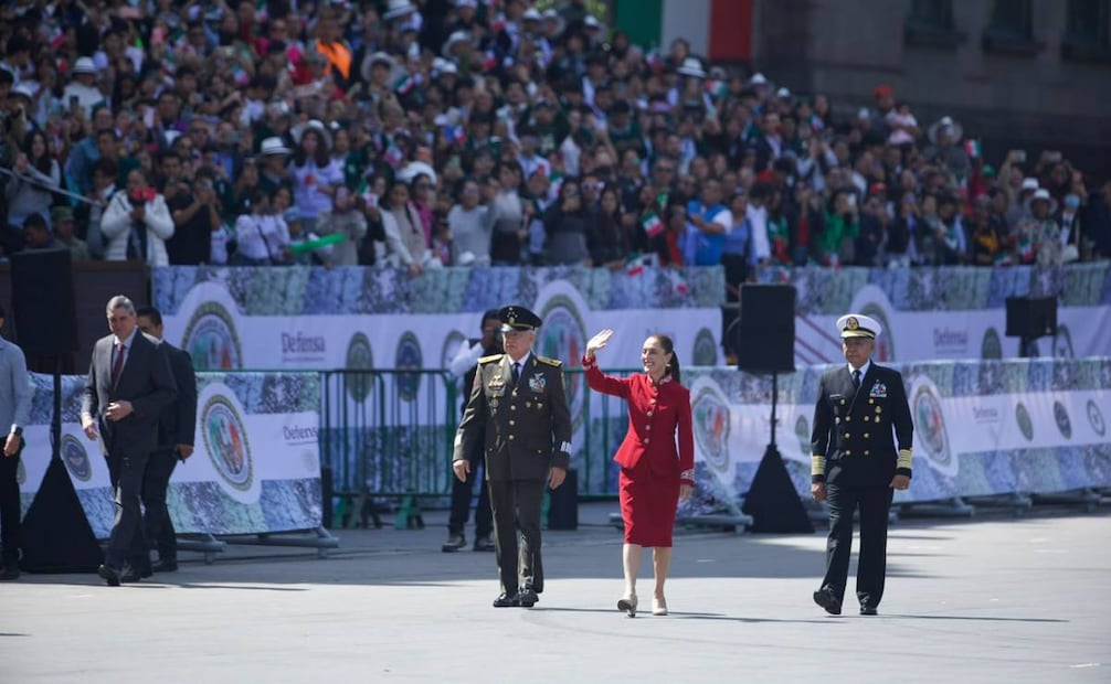 Pase de revista de la presidenta Claudia Sheinbaum, previo al Desfile Cívico Militar por el 216 Aniversario del Grito de Independencia, el 16 de septiembre de 2026. Foto: Hugo Salvador/ EL UNIVERSAL