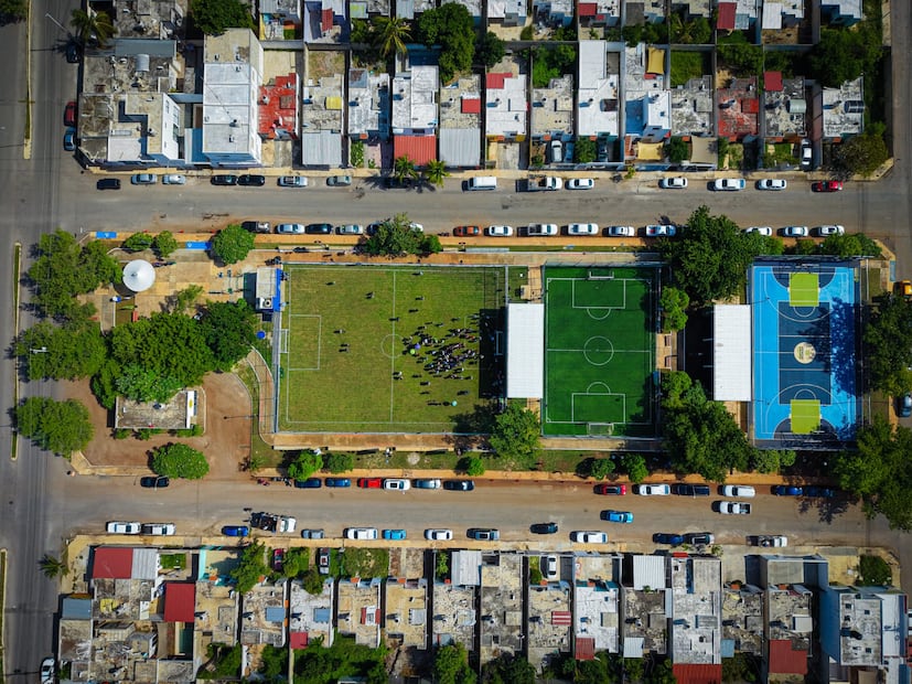 Remodelan el parque Los Almendros en Mérida, el primero en incluir a la comunidad en sus mejoras. Foto: Especial