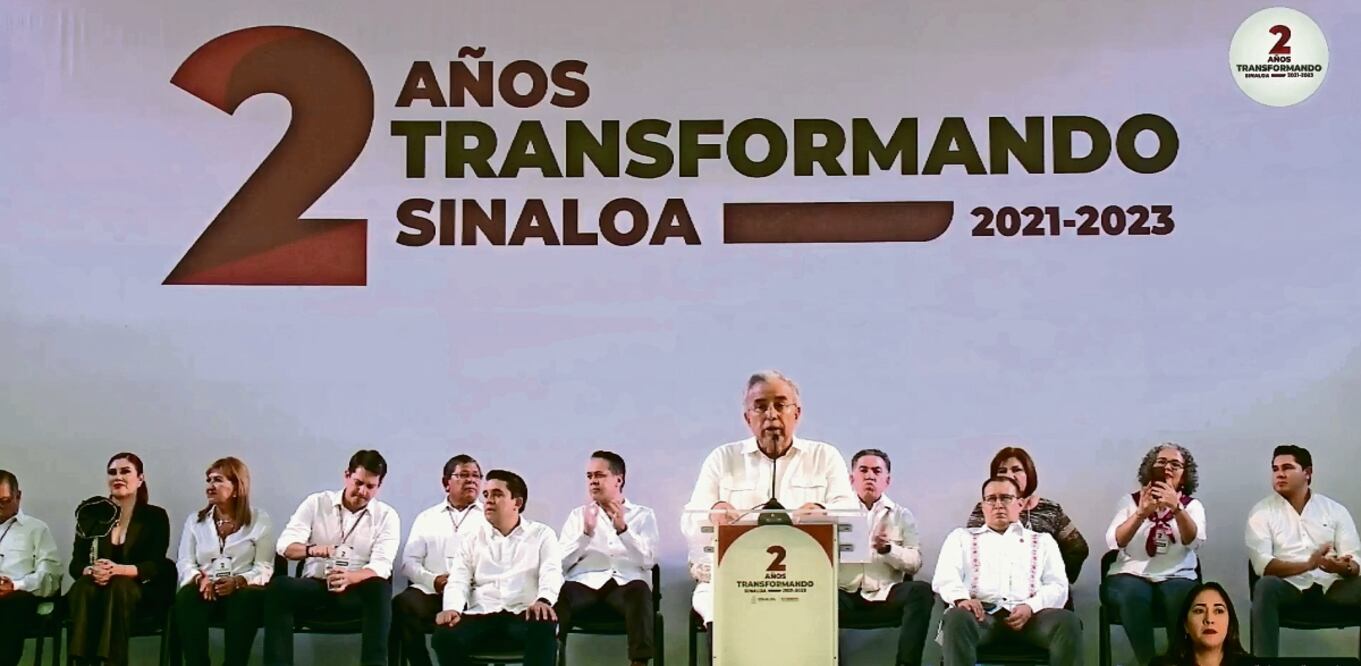 Rubén Rocha Moya aclaró que este informe público que presenta ,no suple su obligación con el Congreso Local. Foto: Especial