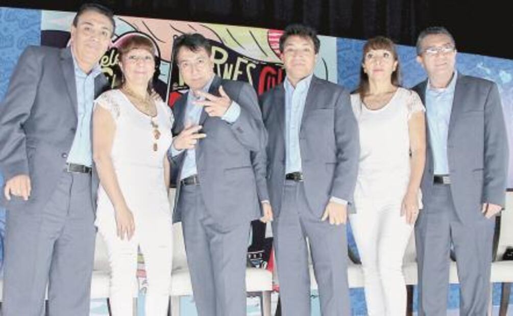 Ocho famosos que quisieron cambiar los escenarios por la política