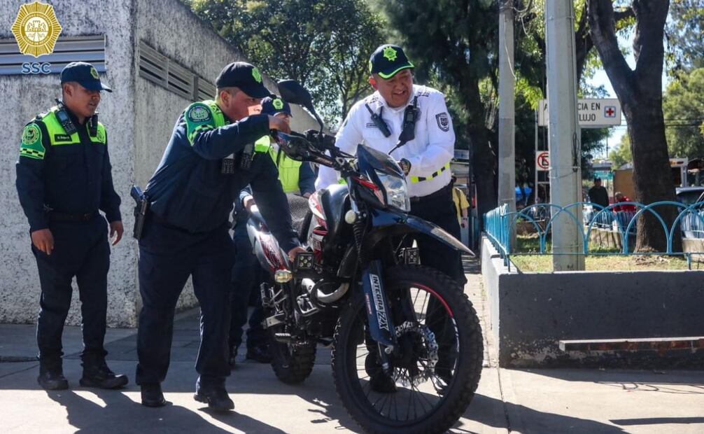 Subsecretaría de Control de Tránsito de llevaron a cabo un dispositivo de recuperación de vialidades en calles de la alcaldía Benito Juárez (26/11/2024). Foto: Especial